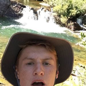 Meet your Posher, Connor